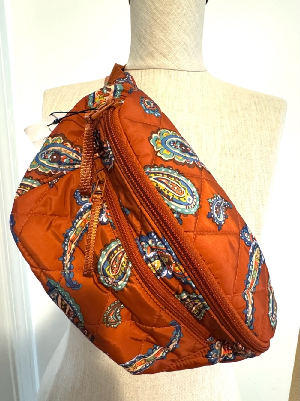 Vera Bradley Rust Orange Paisley Quilted Crossbody Belt Bag - Picture 2 of 4